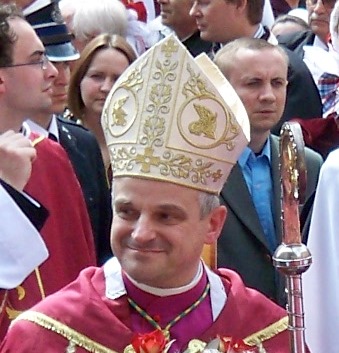 bp Marek Mendyk, ordynariusz �widnicki