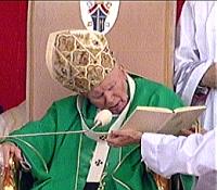 �w. Jan Pawe� II podczas beatyfikacji Jana Beyzyma SJ, Krak�w-B�onia, 18 sierpnia 2002 r.